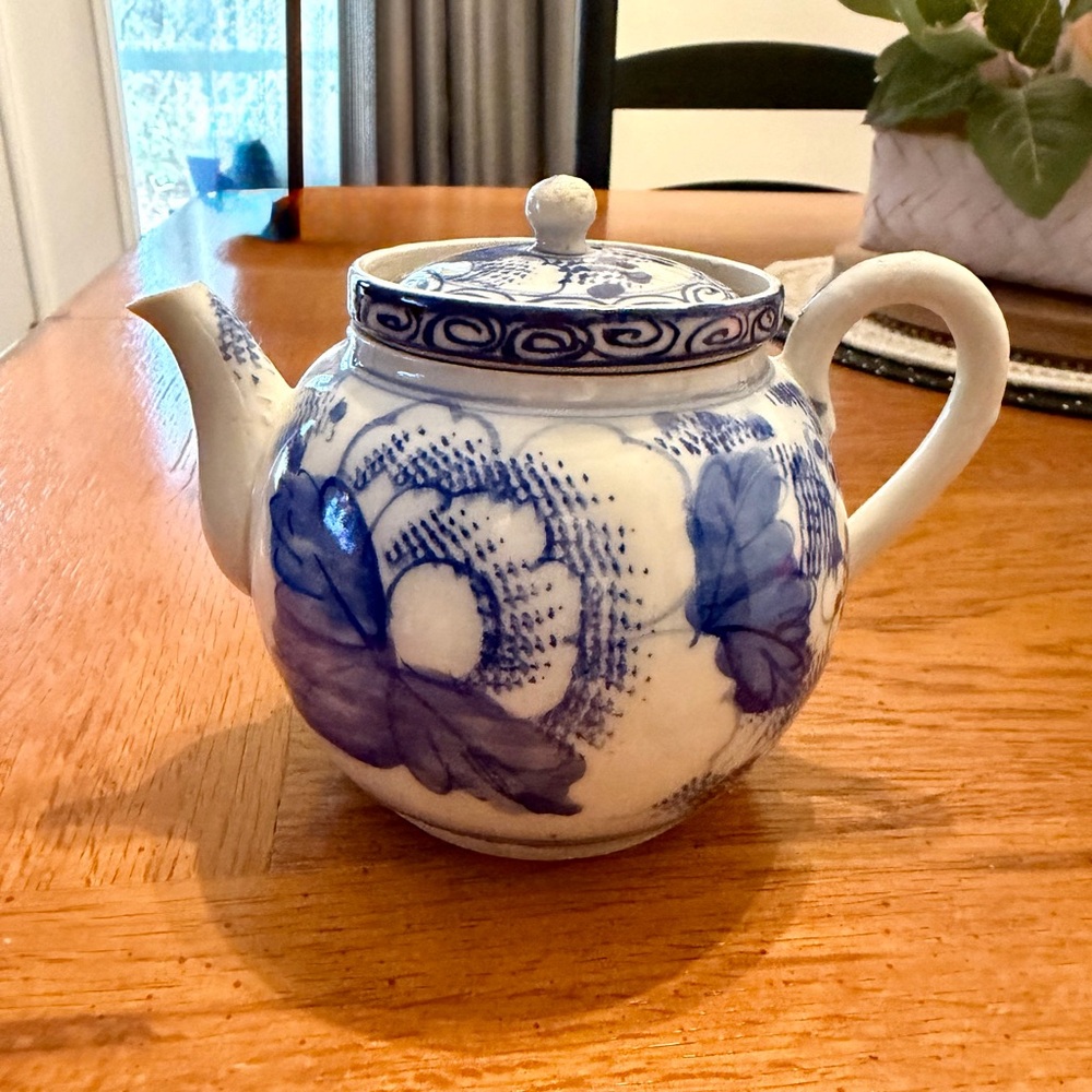 Antique Chinese Blue and White Floral Porcelain Teapot